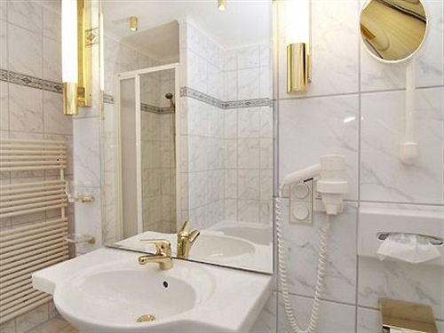 Hotel Kastell Ahlbeck  Ngoại thất bức ảnh
